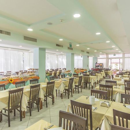 Ciccio Hotel Misano Adriatico Dış mekan fotoğraf